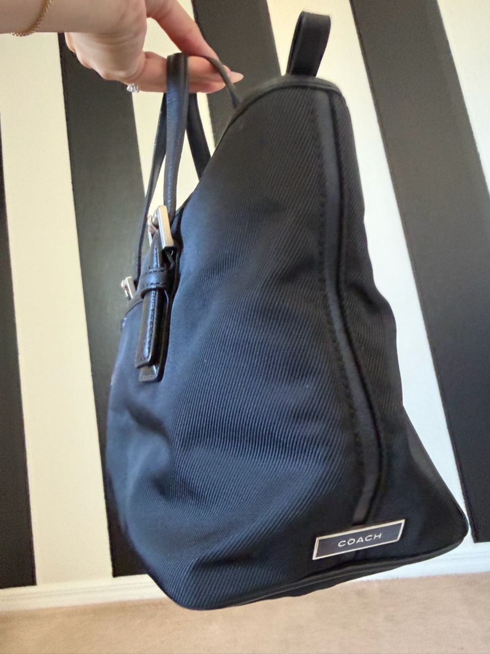 Coach Vintage Nylon Tote Bag Black Y2K Lightweight Shoulder Bag Style 7047 🖤 - Picture 11 of 15
